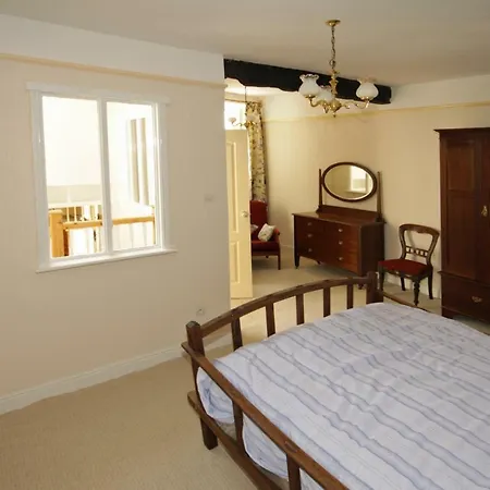 Number 5 * Arcay (Vienne)