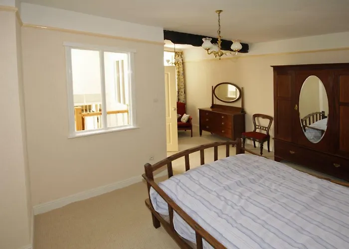 Number 5 * Arcay (Vienne)