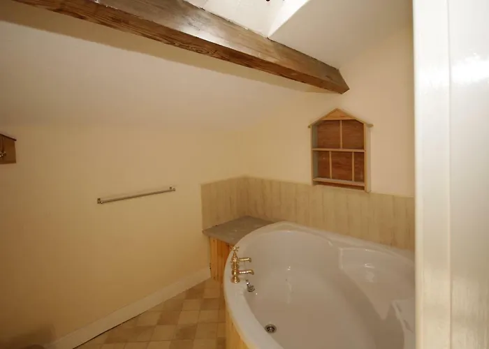 Number 5 * Arcay (Vienne)